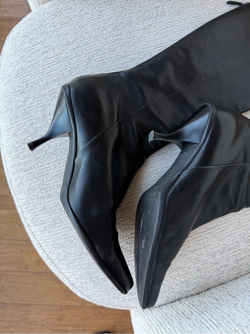 Prada Black Leather Pointed Toe Knee High Kitten Heel Boots - Picture 11 of 12